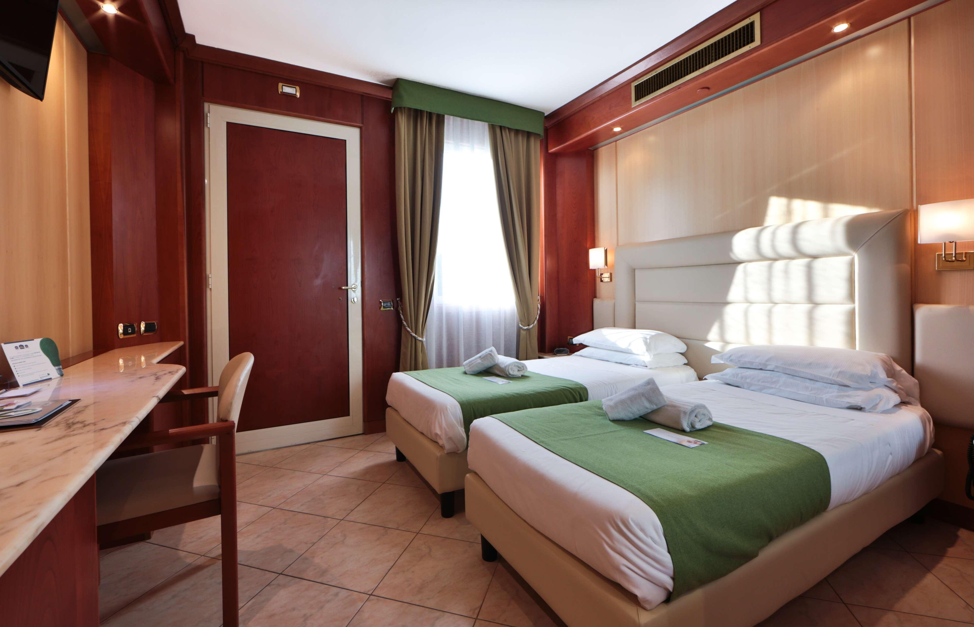 Best Western Hotel Anthurium Santo Stefano al Mare Zewnętrze zdjęcie