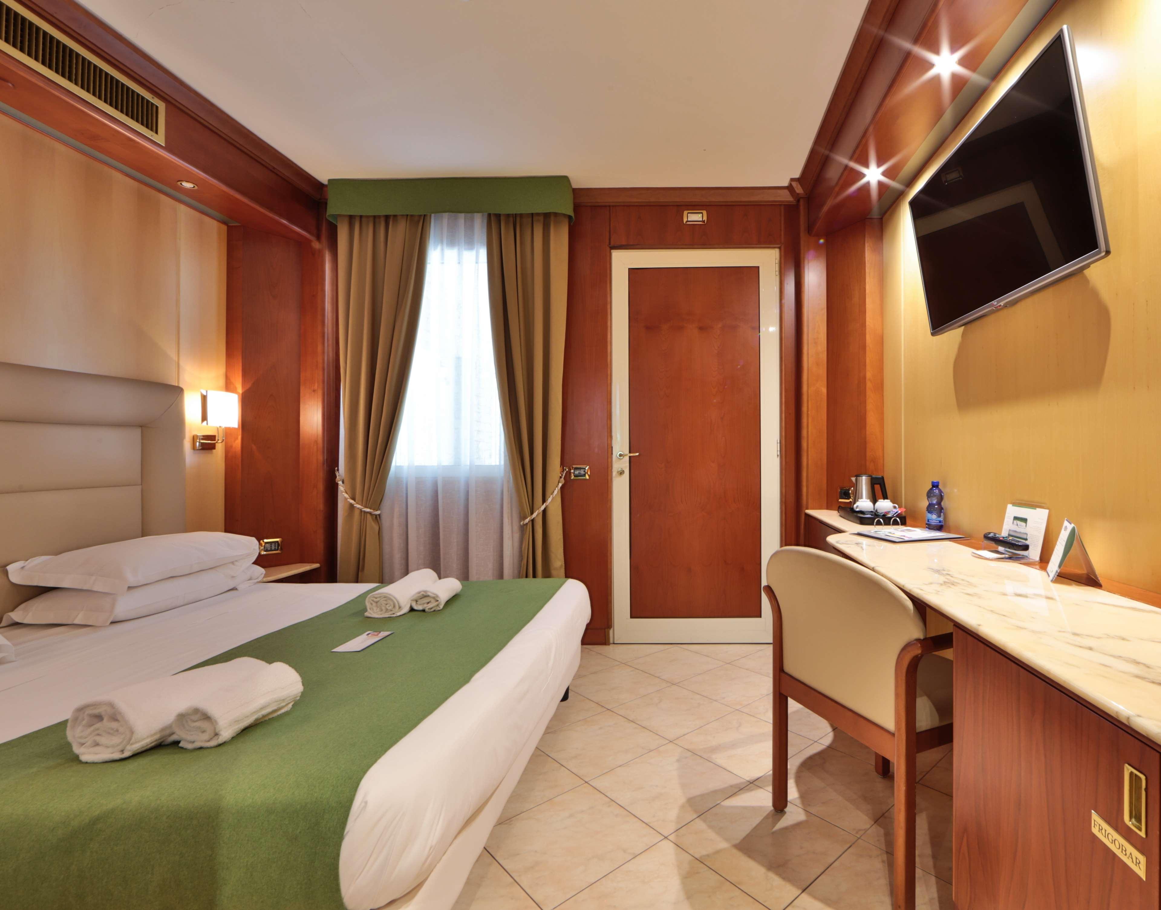 Best Western Hotel Anthurium Santo Stefano al Mare Zewnętrze zdjęcie